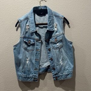 💙 Blue Age Denim Sleeveless Vest with Distressed Details – SZ M 💙